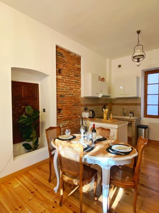 Cocon Cosy Dans La Ville Rose Toulouse Luaran gambar